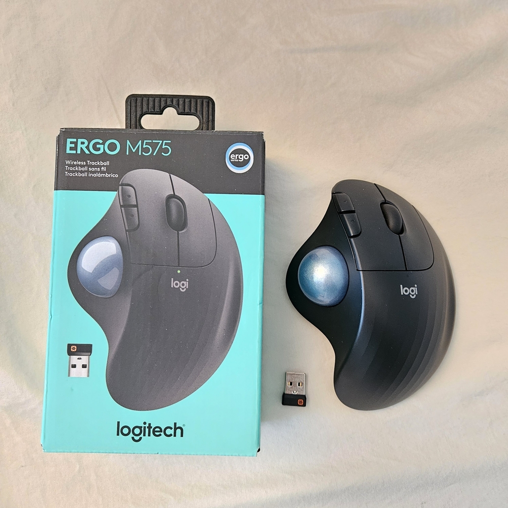Logitech ERGO M575 Wireless Trackball Mouse - Black and Blue